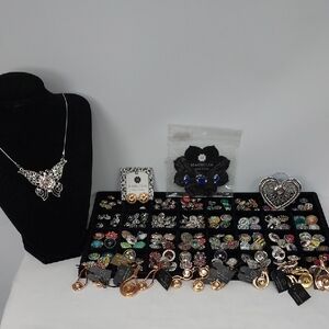 Magnolia and Vine Big Lot of Snaps and Bases.